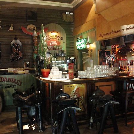 Smith And Western Royal Tunbridge Wells Bagian luar foto